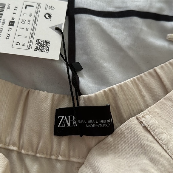 Zara beige shorts - Brand new w/ tags Large - Picture 3 of 3